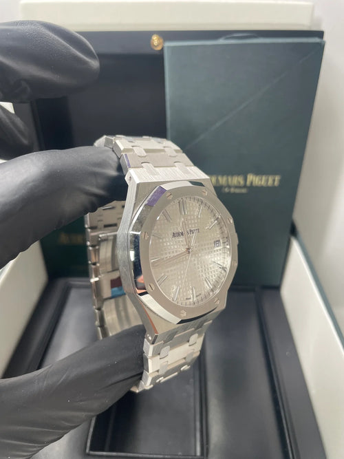 Audemars Piguet (Quartz)